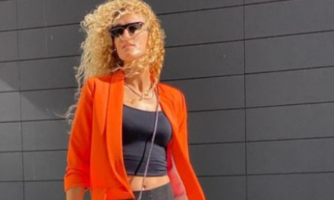 Bătută cu ranga, cu presupusa complicitate a unei colege, a solicitat în instanță 247 de salarii