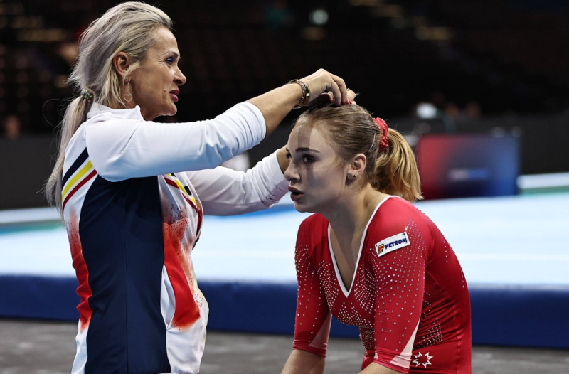 sabrina si cameliaaa