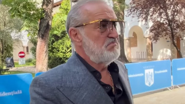 Becali a găsit vinovatul pentru cheltuielile nejustificate ale FCSB-ului: "El crede că e deștept, dar e idiot!"