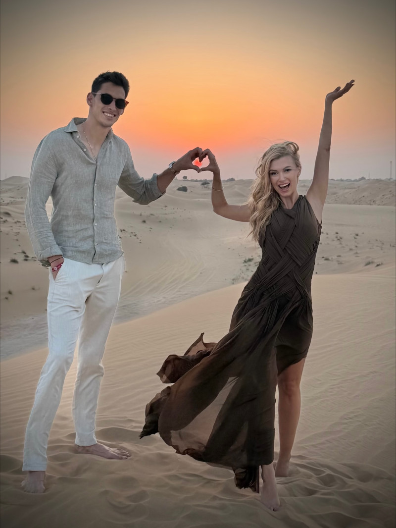 andreeabalanofficial_1763053124_3765084956109055332_52981283