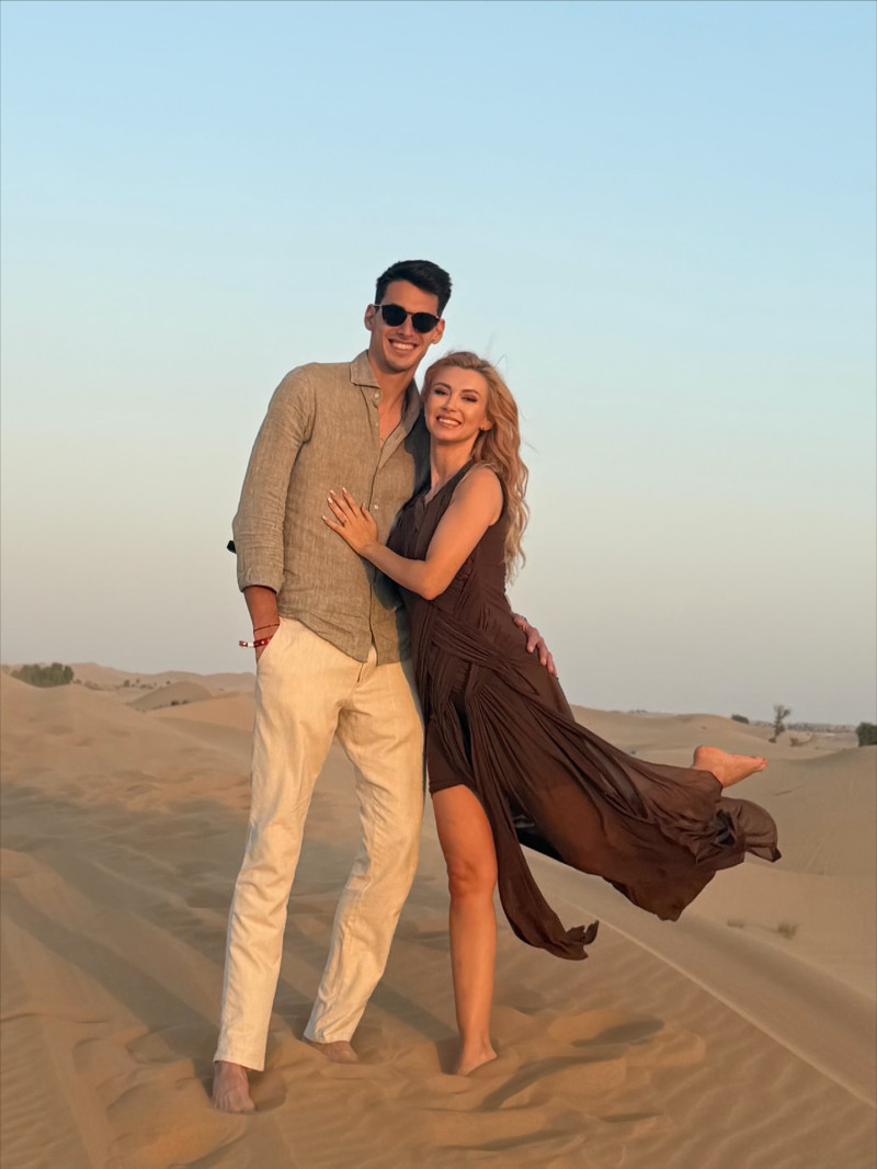 andreeabalanofficial_1763053124_3765084956117455977_52981283