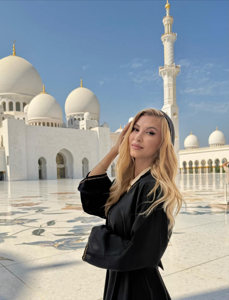 andreeabalanofficial_1763287027_3767047078379884419_52981283