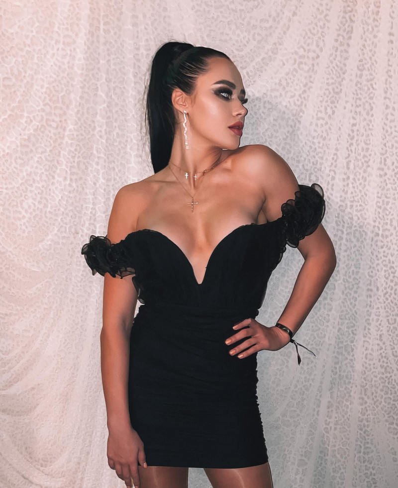 mashaskrobic19_1672603180_3006335829010228079_556851351