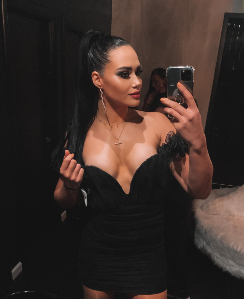 mashaskrobic19_1672603180_3006335828741738964_556851351