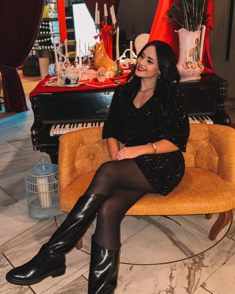 mashaskrobic19_1735759890_3536132718070107894_556851351