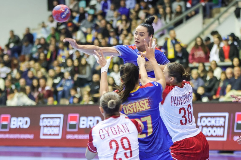 mashaskrobic19_1761312683_3750485075423945839_556851351