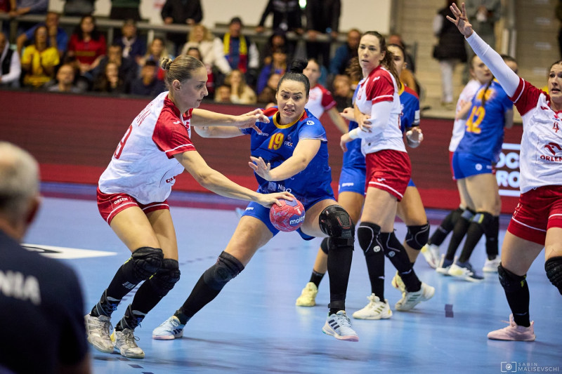 mashaskrobic19_1761312683_3750485075524596980_556851351