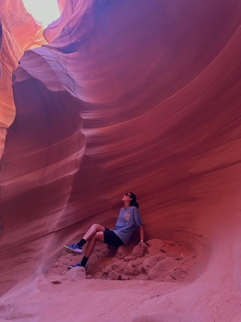 cristinaneaguofficial_1760969196_3747603698458062620_583220329