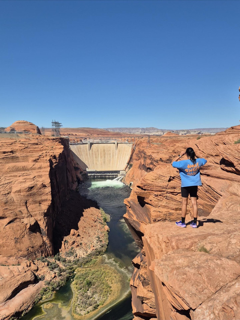 cristinaneaguofficial_1761309418_3750457686761151495_583220329