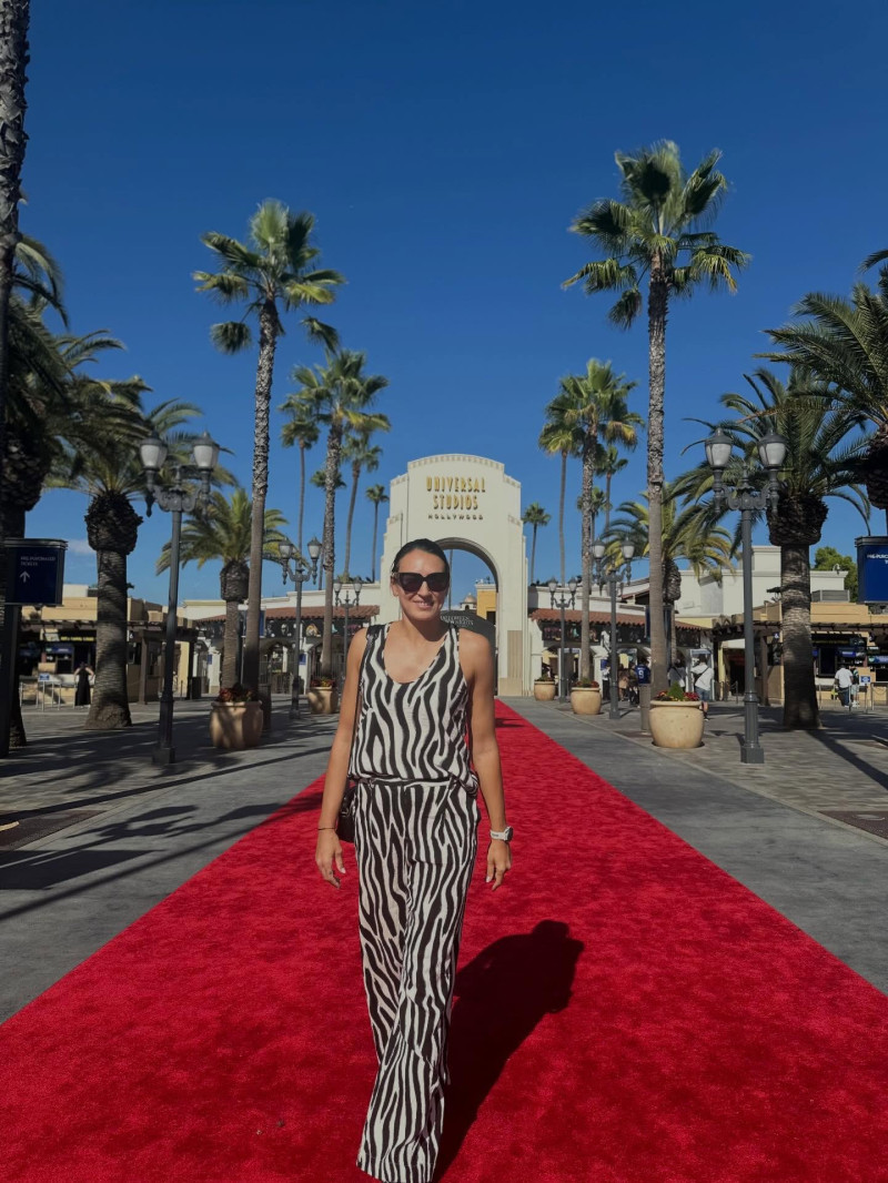 cristinaneaguofficial_1763815235_3771478003864320386_583220329