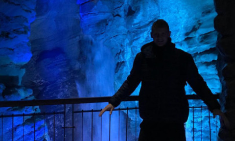 La 30 de ani a crezut că a dat lovitura vieții, dar ”și-a dat demisia” după câteva zile și a plecat din țară: ”M-am săturat”