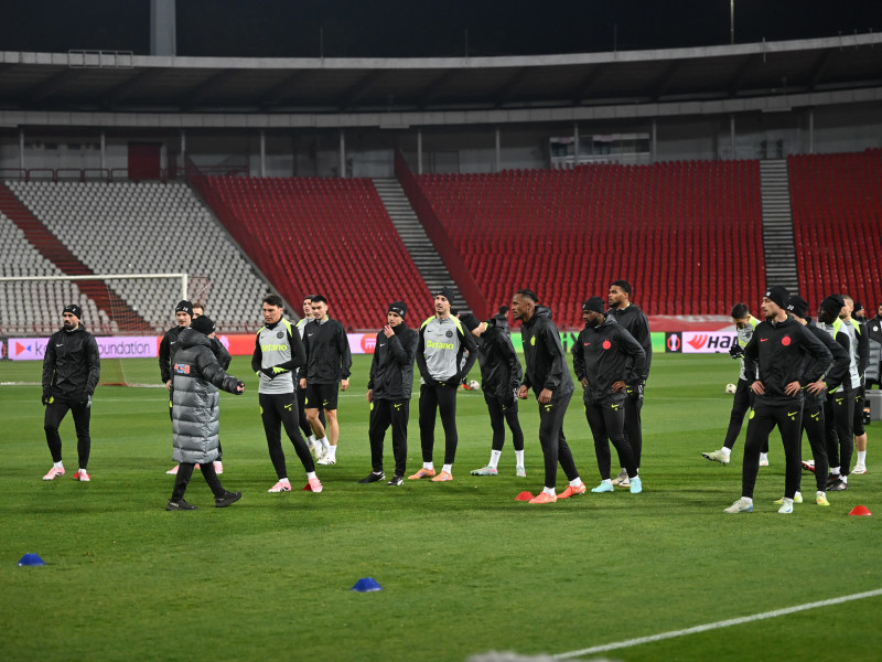 FOTBAL:ANTRENAMENT OFICIAL FCSB MECI STEAUA ROSIE BELGRAD (26.11.2025)