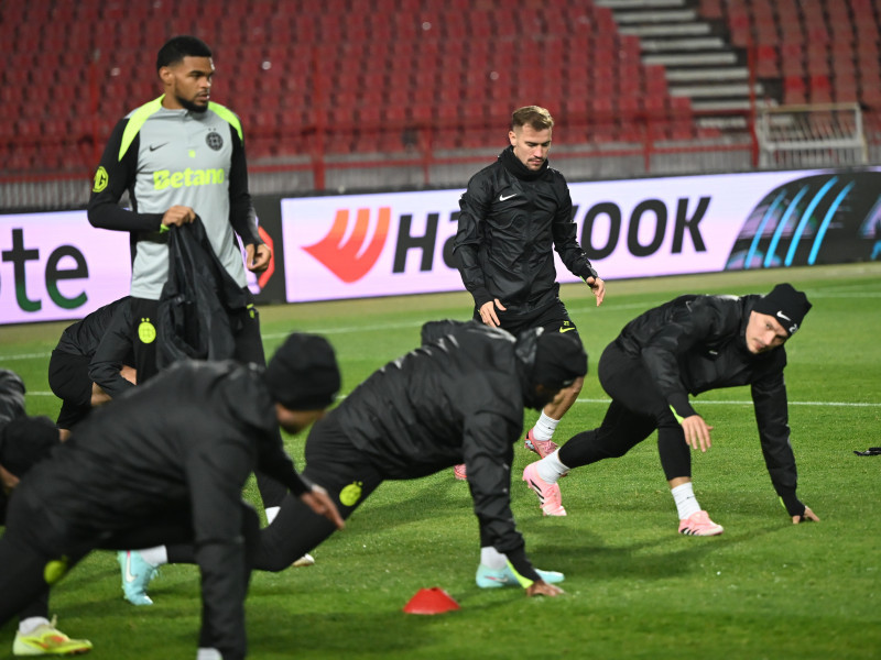 FOTBAL:ANTRENAMENT OFICIAL FCSB MECI STEAUA ROSIE BELGRAD (26.11.2025)