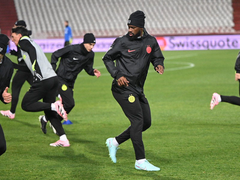 FOTBAL:ANTRENAMENT OFICIAL FCSB MECI STEAUA ROSIE BELGRAD (26.11.2025)