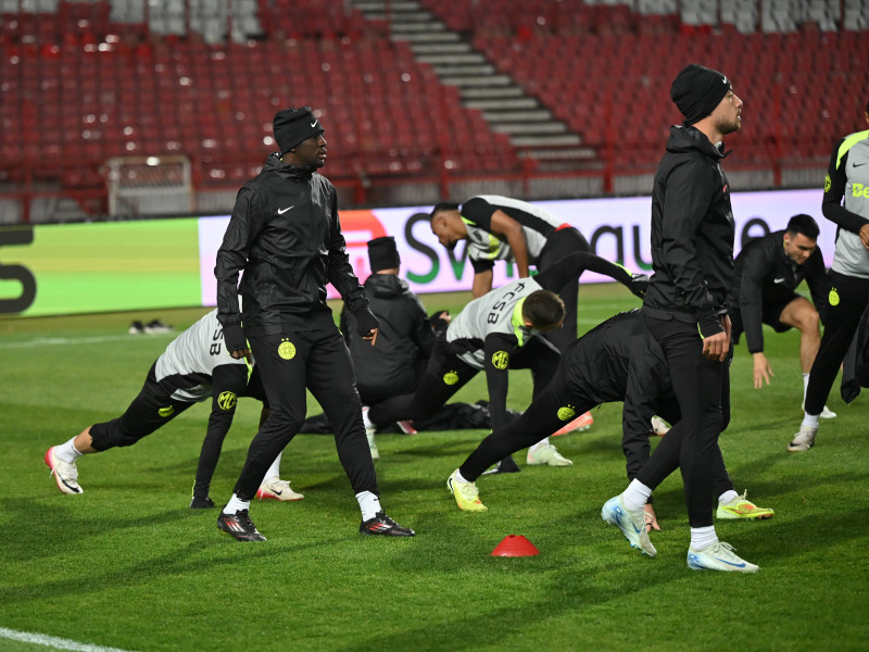 FOTBAL:ANTRENAMENT OFICIAL FCSB MECI STEAUA ROSIE BELGRAD (26.11.2025)