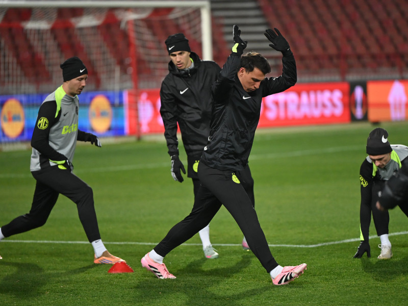 FOTBAL:ANTRENAMENT OFICIAL FCSB MECI STEAUA ROSIE BELGRAD (26.11.2025)