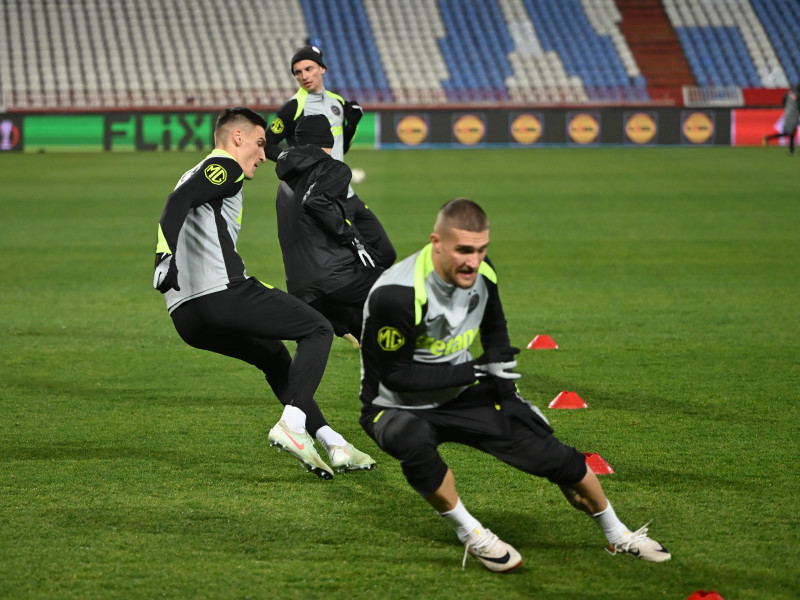 FOTBAL:ANTRENAMENT OFICIAL FCSB MECI STEAUA ROSIE BELGRAD (26.11.2025)
