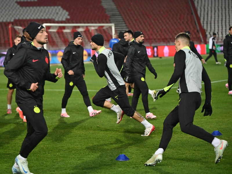 FOTBAL:ANTRENAMENT OFICIAL FCSB MECI STEAUA ROSIE BELGRAD (26.11.2025)