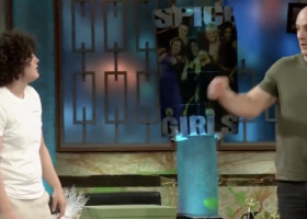 O fată de 17 ani a intrat în ring cu un bărbat cu 30 de kilograme mai greu și a urmat ceva complet neașteptat