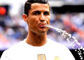 Cristiano Ronaldo își "păcălește creierul" la fiecare meci! De ce nu înghite niciodată apa