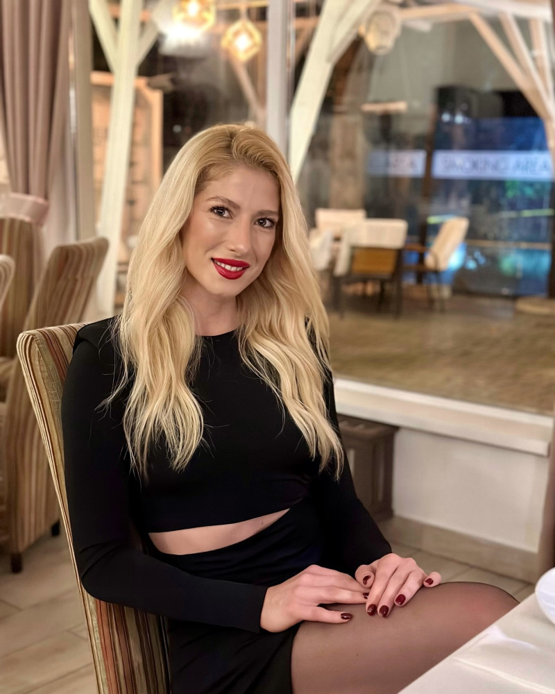 elena.serban15_1729093990_3480215092034959958_3720787043