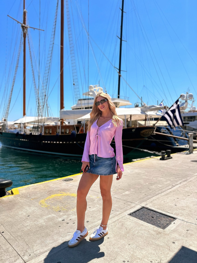 elena.serban15_1752592547_3677335275340973919_3720787043