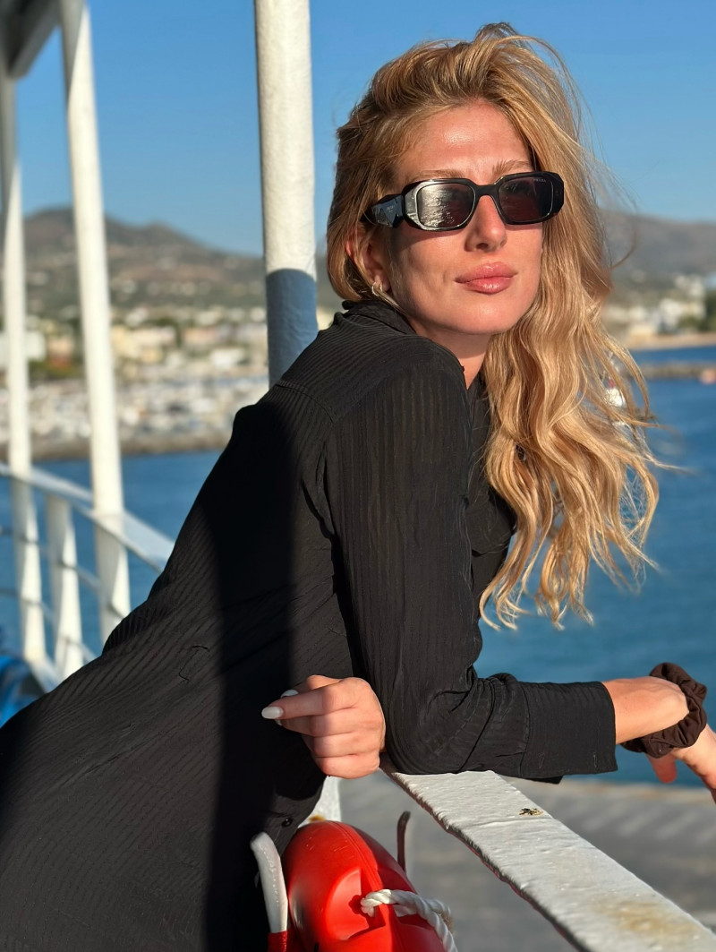 elena.serban15_1752592547_3677335275357645587_3720787043