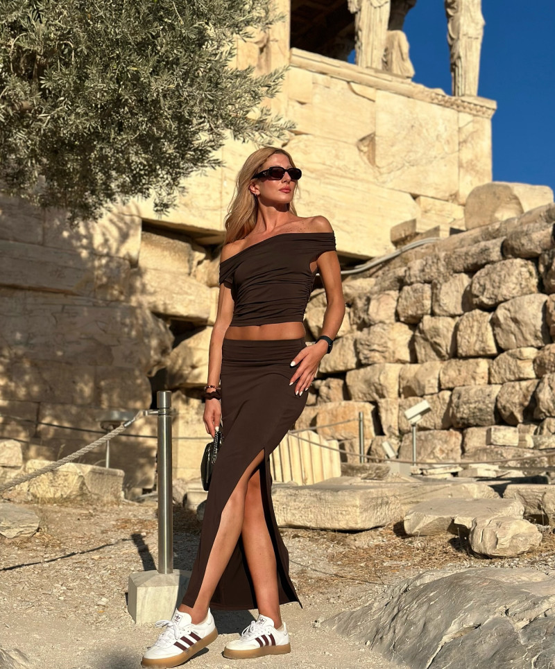 elena.serban15_1752770346_3678826758678159090_3720787043