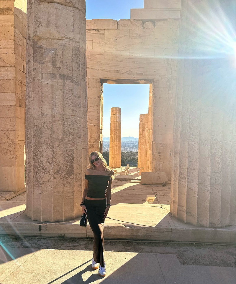 elena.serban15_1752770346_3678826758694921834_3720787043