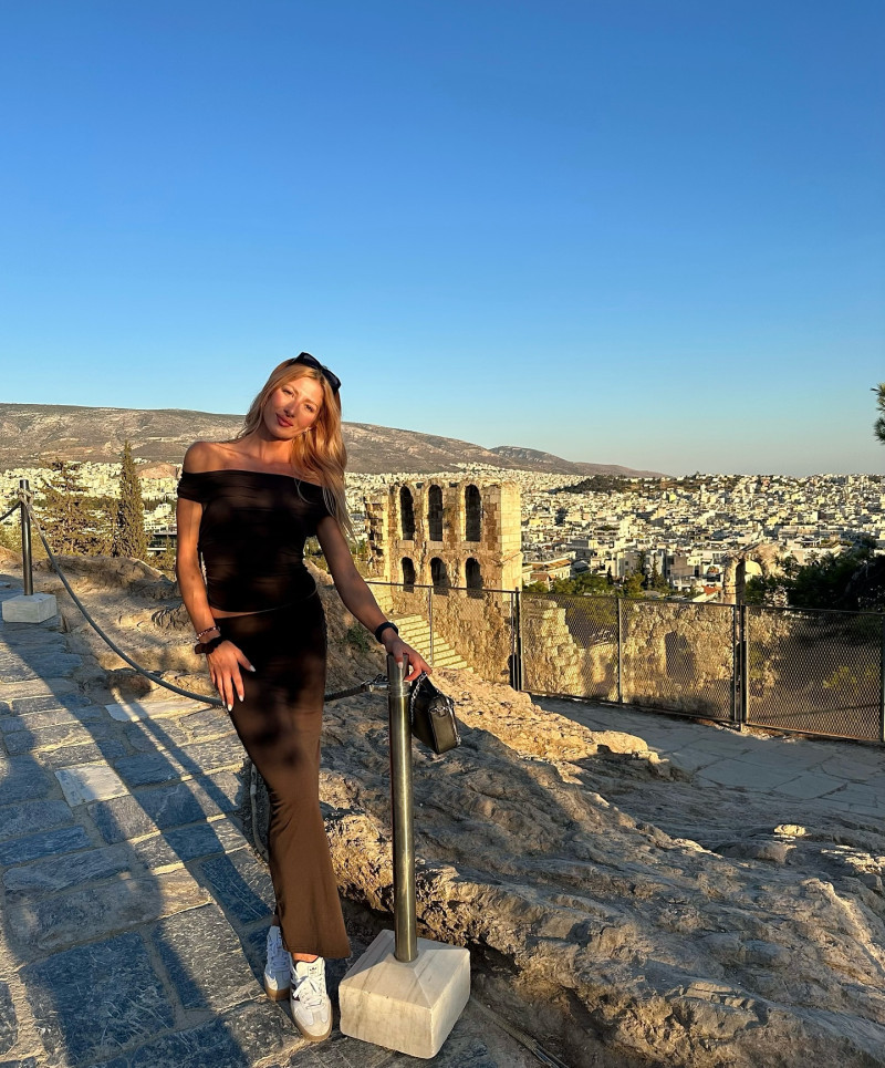 elena.serban15_1752770346_3678826758678212285_3720787043