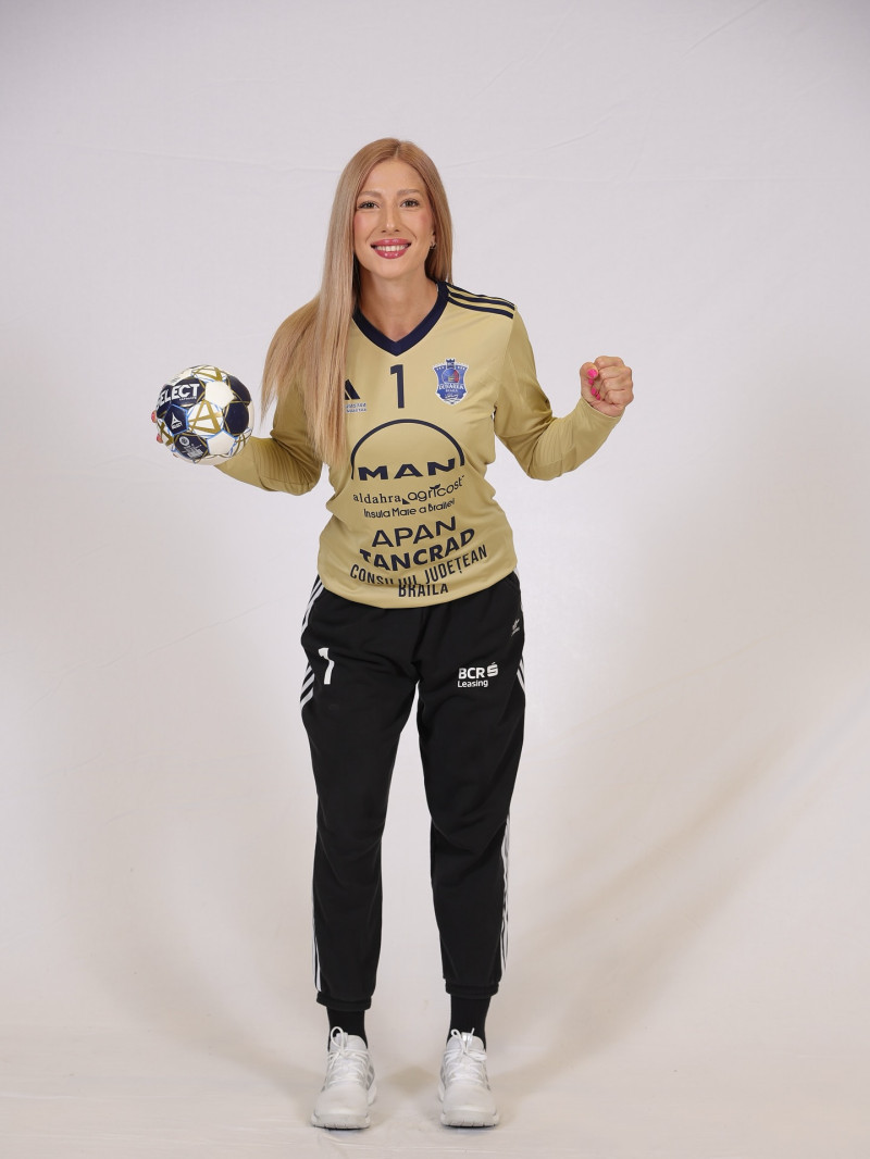 elena.serban15_1755169275_3698950438158084145_3720787043