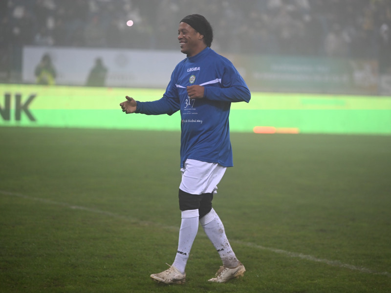 FOTBAL:RONALDINHO &amp; FRIENDS-ROMANIA (29.11.2025)