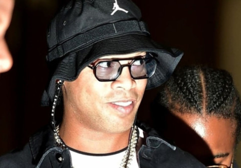 De necrezut! Ce au putut să-i propună oamenii marelui Ronaldinho unui fotograf român. Imaginile surprinse la Iași