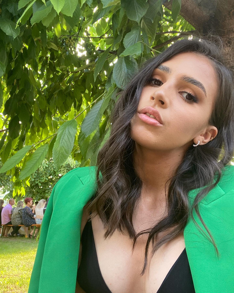 lorwrena_1623783531_2596806935521103171_1387414128