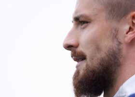 Englezii s-au convins, după ce l-au văzut pe Radu Drăgușin din nou pe teren