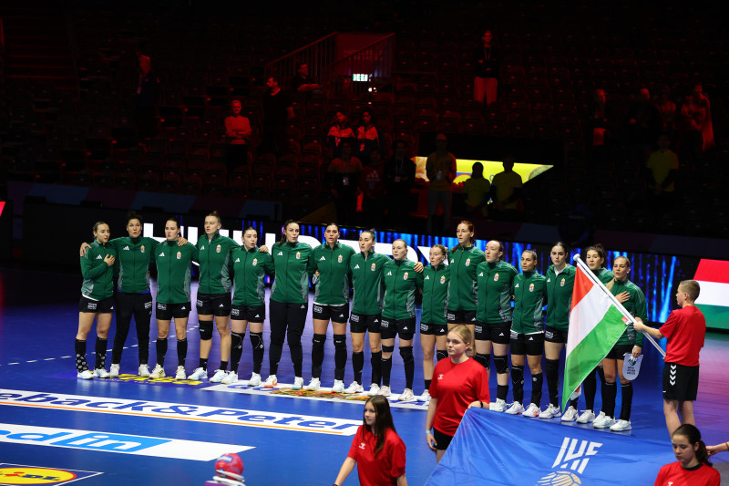 HANDBAL FEMININ:UNGARIA-ROMANIA, CAMPIONATUL MONDIAL DE HANDBAL FEMININ 2025 (03.12.2025)
