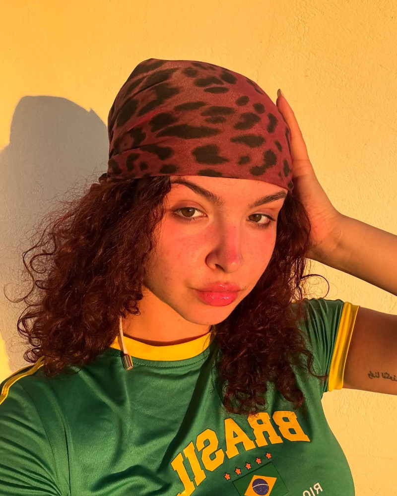 aliciagogirla_1752076838_3673009196382797788_1575809226