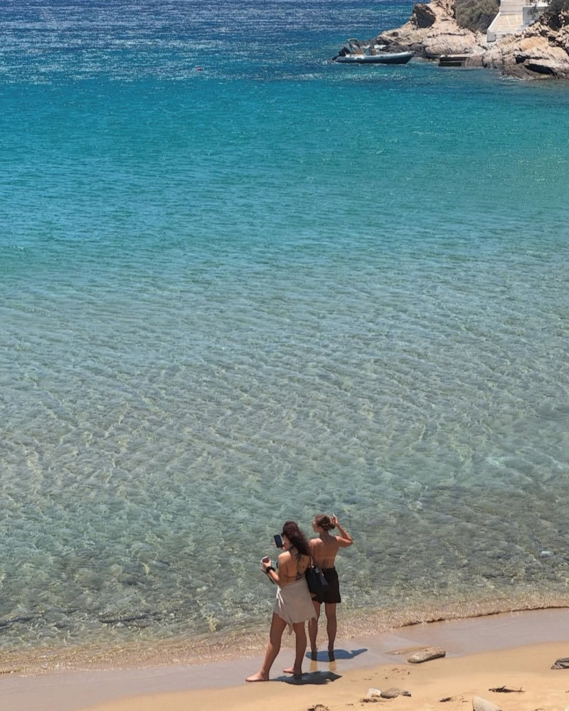 aliciagogirla_1752076838_3673009196332469588_1575809226