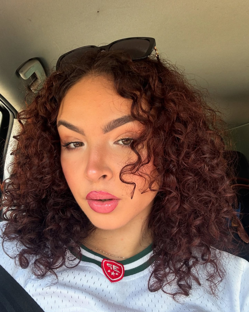 aliciagogirla_1752868037_3679646255676530345_1575809226