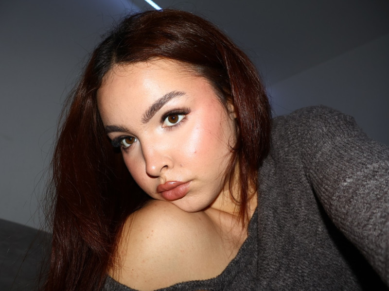 aliciagogirla_1761756133_3754205011627493926_1575809226