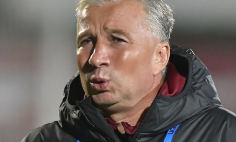 "Fetele lui Dan Petrescu au venit în țară și i-au fost alături". Ultimele detalii despre starea antrenorului