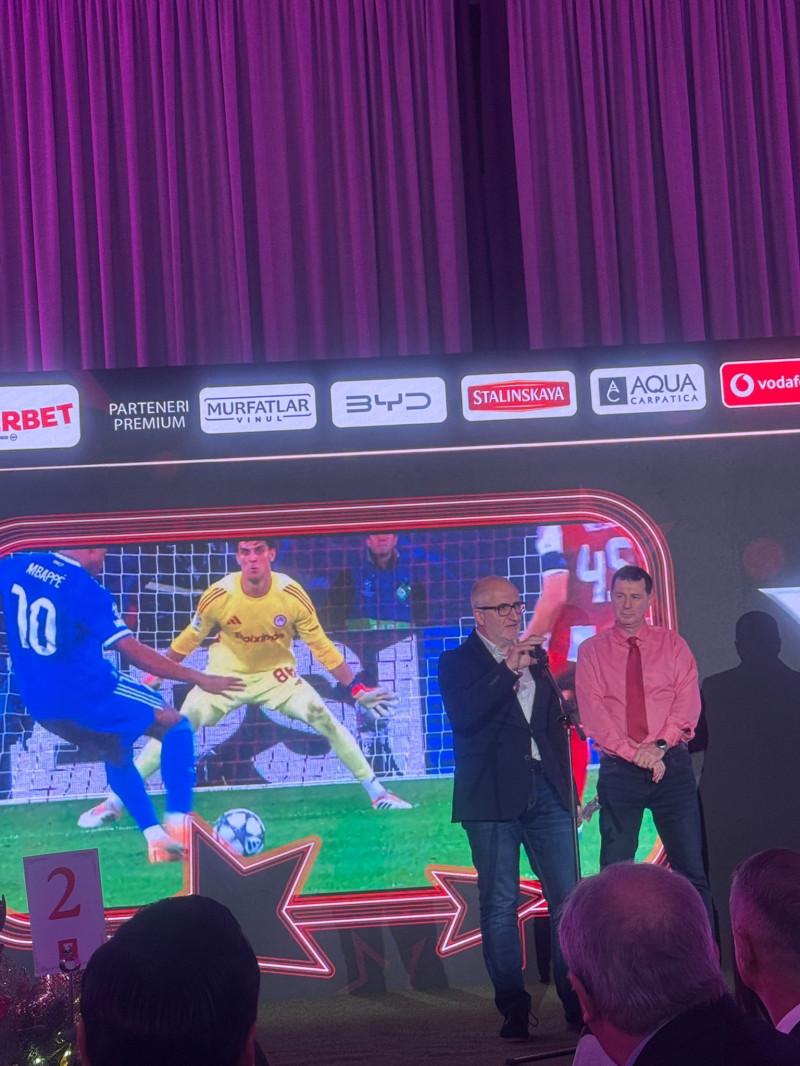 WhatsApp Image 2025-12-08 at 21.42.27