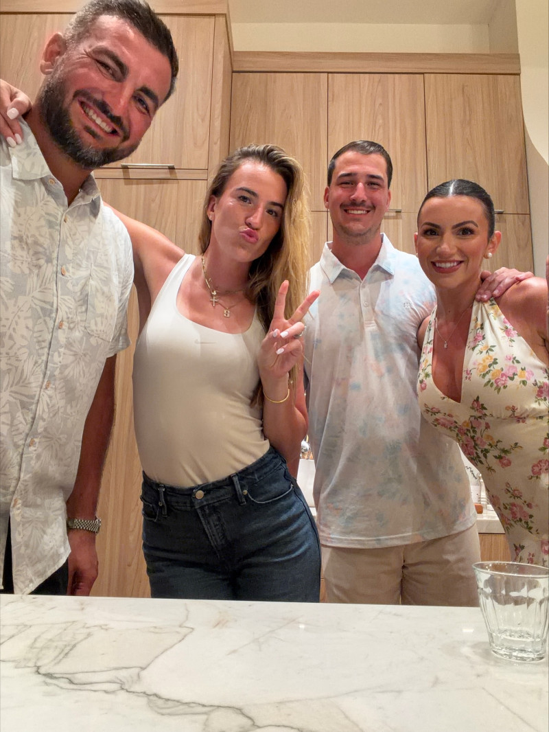 sabrina_i_1761350491_3750802232644333485_18283022