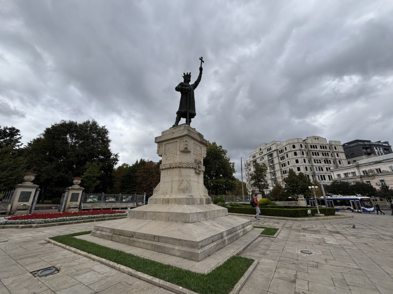 Stefan cel Mare monument