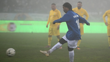 Surpriză uriașă: câți bani ar fi primit, de fapt, Ronaldinho pentru o zi la Iași!