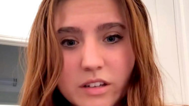 O studentă de 19 ani a fost găsită moartă, a doua zi după ce a făcut "Trendul Diavolului" pe internet