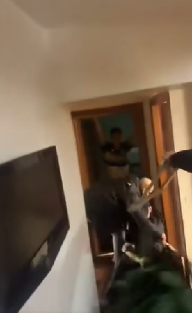 suporteri-feyenoord-apartament-bucuresti14