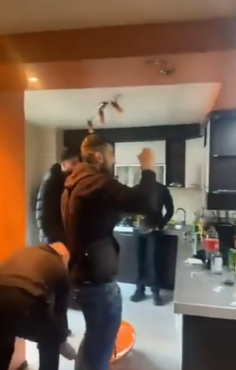 suporteri-feyenoord-apartament-bucuresti6