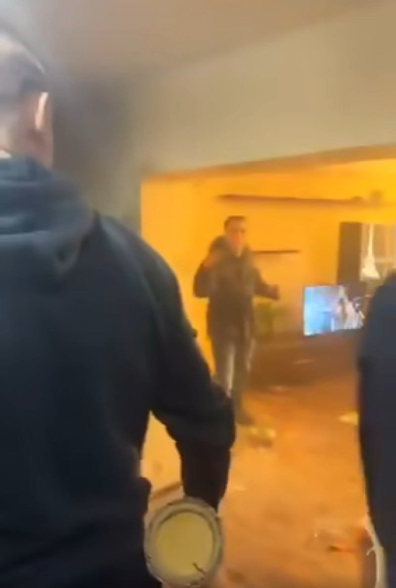 suporteri-feyenoord-apartament-bucuresti7