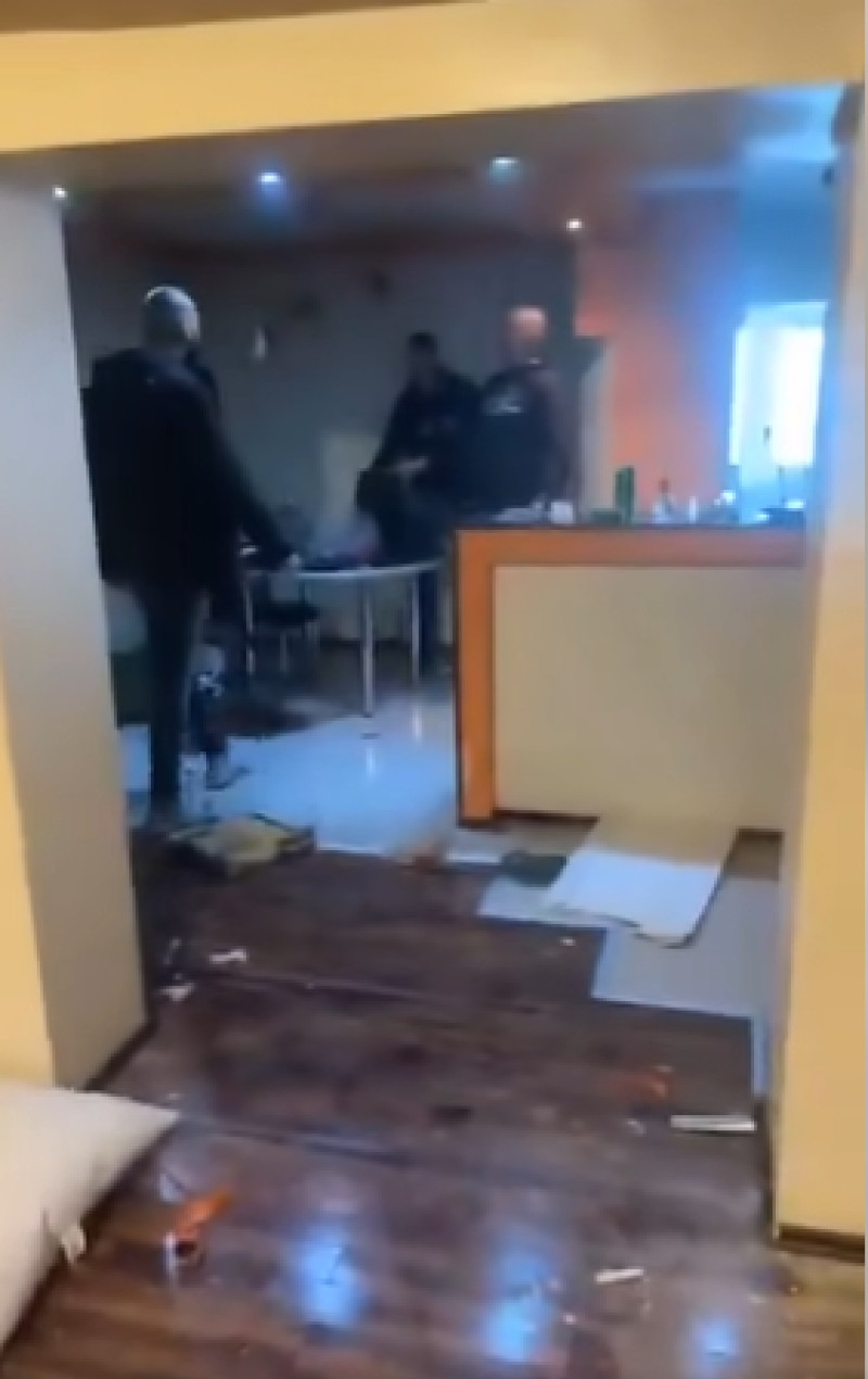 suporteri-feyenoord-apartament-bucuresti19